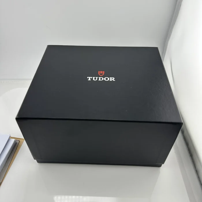 Tudor Black Bay Chrono Opaline Panda Dial Dial on Stainless Steel Bracelet Ref. M79360N-0002 with Papers 2021 - Image 8