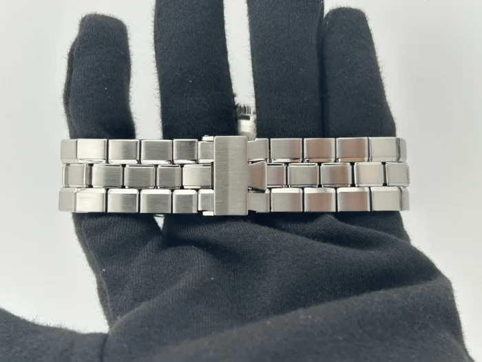 Vacheron Constantin Overseas Silver Dial on Stainless Steel Ref. 49140/423A-8790 with Papers 2004 - Image 4