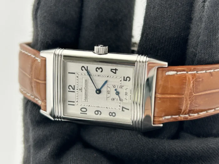 Jaeger-LeCoultre Reverso Classic Grande Taille Silver Dial on Leather Strap Ref. 252.8.71 - Image 3