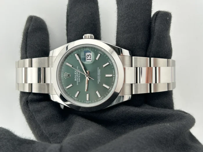 Rolex Datejust Mint Green Index Dial on Oyster Bracelet Ref. 126300 with Card (New Style Green) 2025 - Image 2