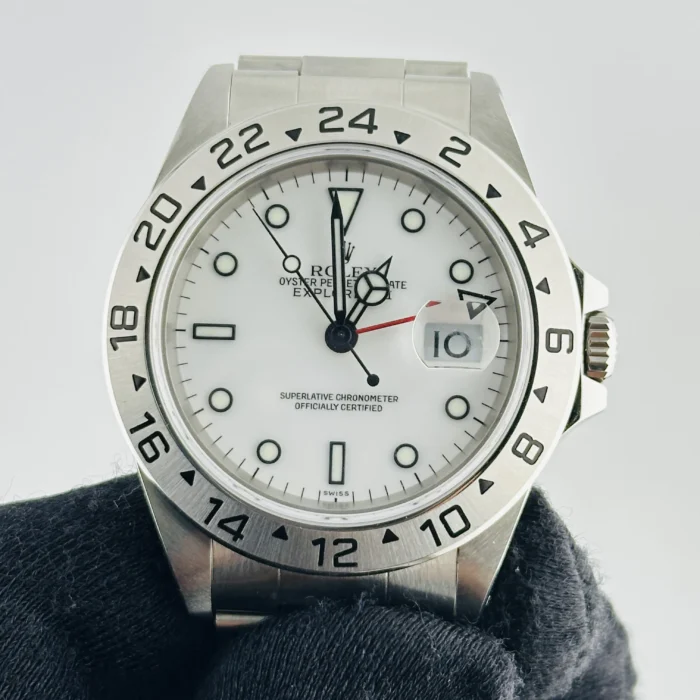Rolex Explorer II Polar White Dial on Oyster bracelet Ref. 16570 with Papers 1998 - Image 3