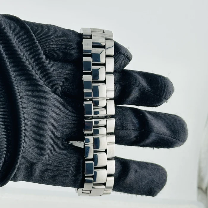 Chanel J12 Gray Dial on Ceramic Bracelet Ref. H3099 - Image 4