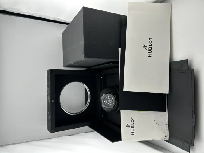 Hublot Classic Fusion Chronograph Black Carbon Effect Dial on Black Rubber Band Ref. 541.CM.1171.RX with Papers 2019 - Image 7