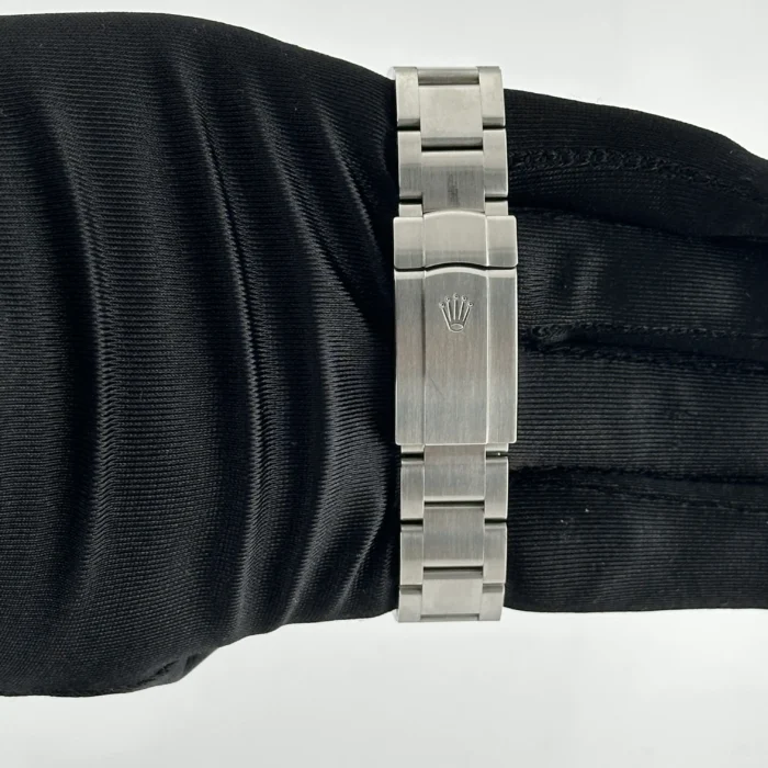 Rolex Oyster Perpetual AM Tiffany Stick Dial on Oyster Bracelet Ref. 116000 with Card (Old Green) 2014 - Image 3