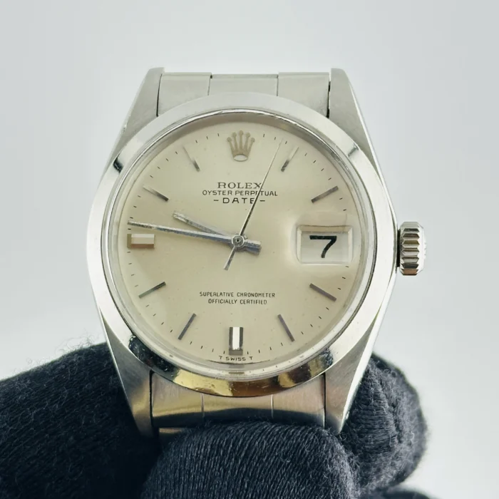 Rolex Oyster Perpetual Date Silver Stick Dial on Oyster Bracelet Ref. 1500 - Image 3