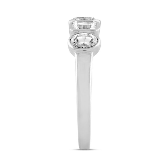 LADIES BAND 1CT EMERALD/OVAL DIAMOND 14K WHITE GOLD - Image 3