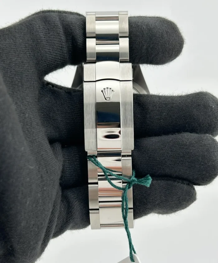 Rolex SkyDweller White Index Dial on Oyster Bracelet Ref. 326934 with Card 2019 - Image 4
