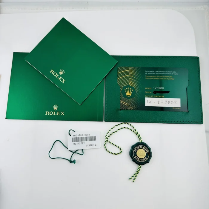Rolex Airking Black Dial on Oyster Bracelet Ref. 126900 with Card (New Style Green) 2024 - Image 7