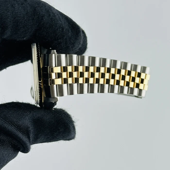 Rolex Datejust Champagne Stick Dial on D-Link Jubilee Bracelet Ref. 16013 - Image 5
