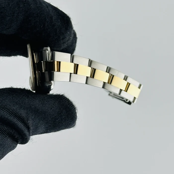 Rolex Datejust AM Champagne Roman Dial on Oyster Bracelet Ref. 69163 - Image 5