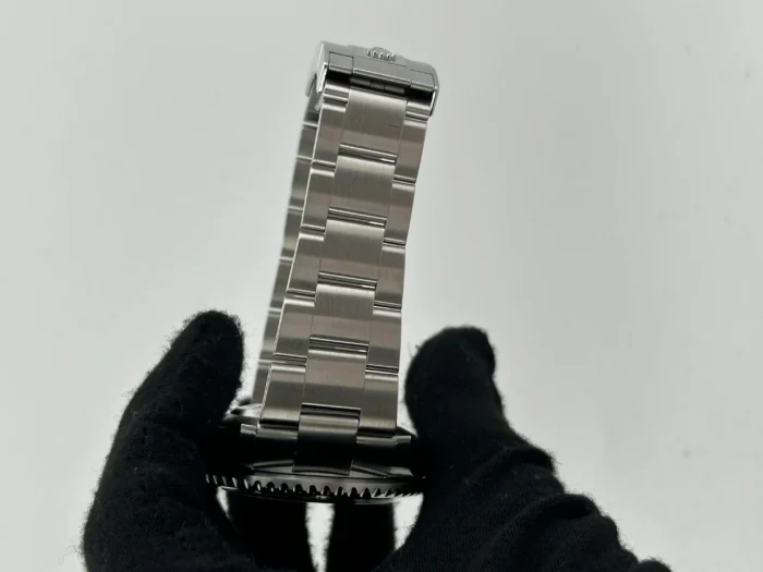 Rolex Sea-Dweller Black Dial on Oyster Steel Bracelet Ref. 126600 with Card 2020 - Image 5