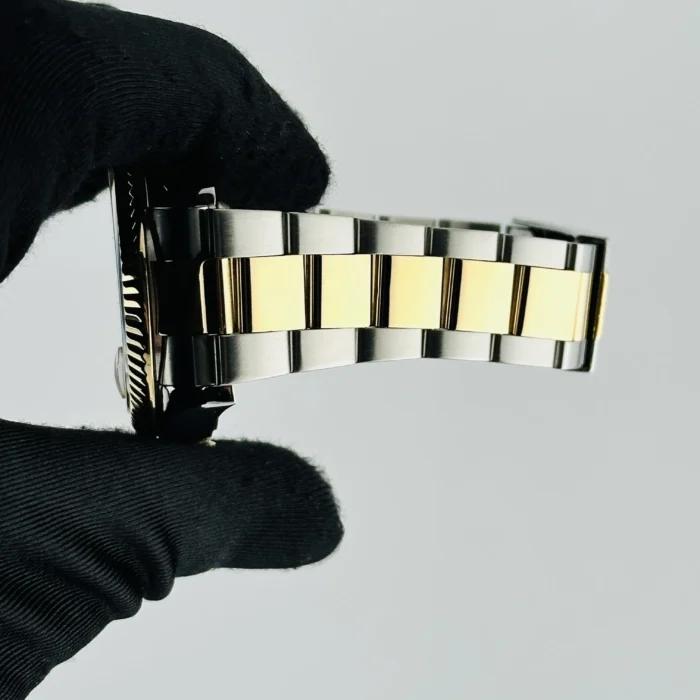 Rolex SkyDweller Champagne Dial on Oyster Bracelet Ref. 326933 with Card (New Style White) 2018 - Image 4