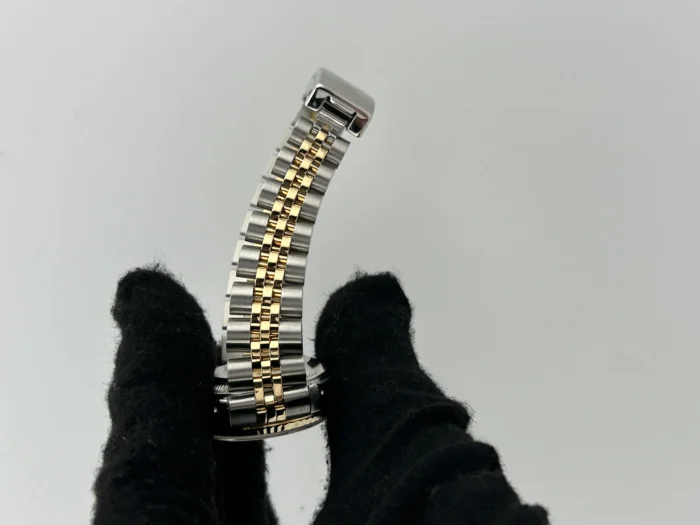 Rolex Datejust Lady Champagne Stick Dial on Jubilee D-Link Bracelet Ref. 69173 with Card - Image 5