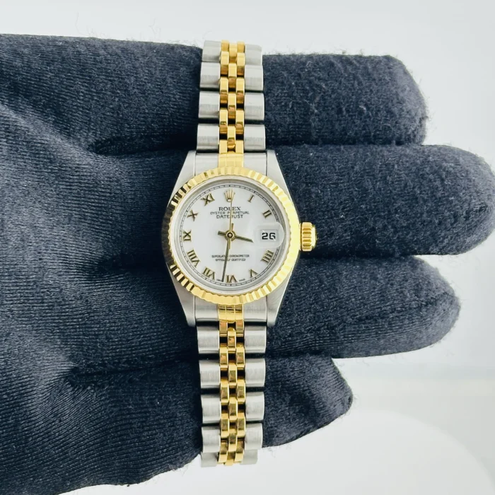 Rolex Datejust White Roman Dial on D-Link Jubilee Bracelet Ref. 69173 - Image 2