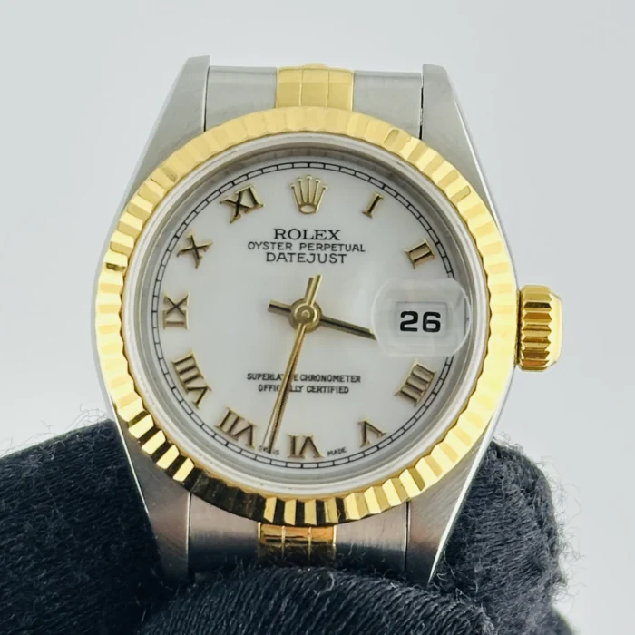 Rolex Datejust White Roman Dial on D-Link Jubilee Bracelet Ref. 69173 - Image 3