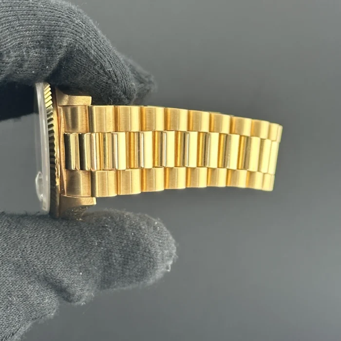 Rolex Day Date 36 Champagne Diamond Dial on President Ref. 18238 with Papers 1989 - Image 5