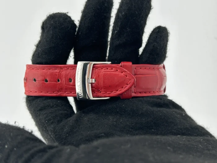 Louis Vuitton Tambour Silver Arabic Numerals Dial on Red Leather Band Ref. Q1310 - Image 4