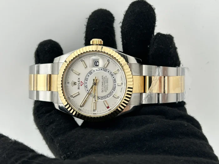 Rolex SkyDweller White Dial on Oyster Steel Bracelet Ref. 326933 with Card (New Style Green) 2019 - Image 2