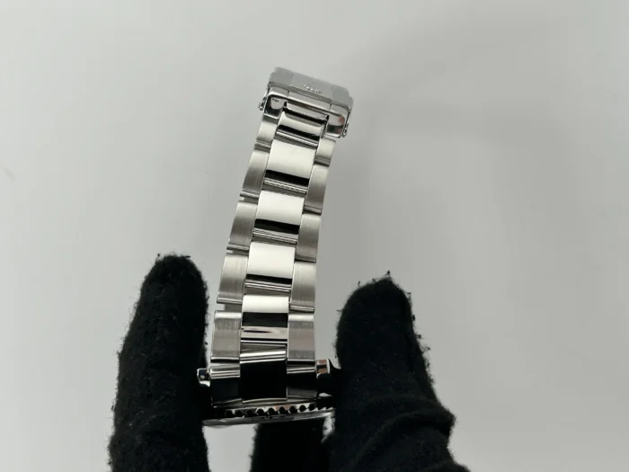 Rolex Yacht Master Platinum Dial on Oyster Steel Bracelet Ref. 16622 with Papers 2006 - Image 5