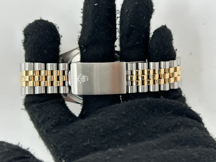 Rolex Datejust 36 Champagne Stick Dial on 2Tone Jubilee D-Link Bracelet Ref. 16233 - Image 3