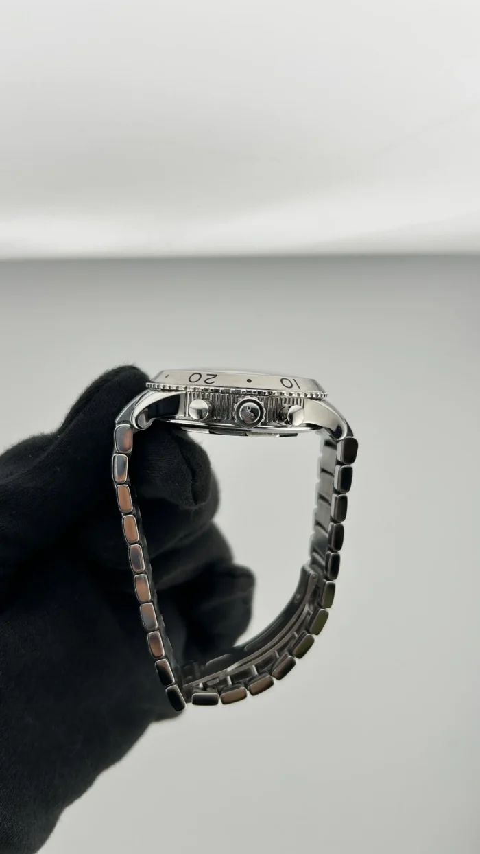 Breguet Type XXI Grey Dial on Stainless Steel Ref. 3810 - Image 5