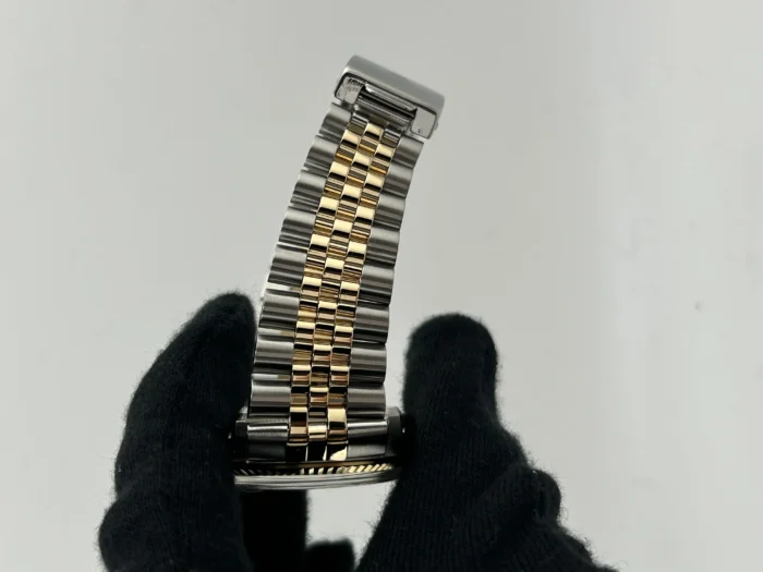 Rolex Datejust 36 Champagne Stick Dial on Jubilee Ref. 16013 with Papers 1986 - Image 5