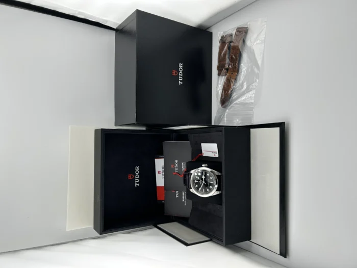 Tudor Black Bay 41 Black Dial on Generic Black Leather Strap Ref. M79540-0003 with Card 2019 - Image 7