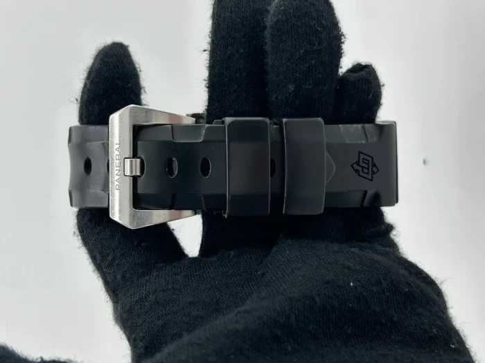 Panerai Luminor Submersible 3 Days Black Dial on Black Rubber Strap Ref. PAM00683 with Papers 2019 - Image 4