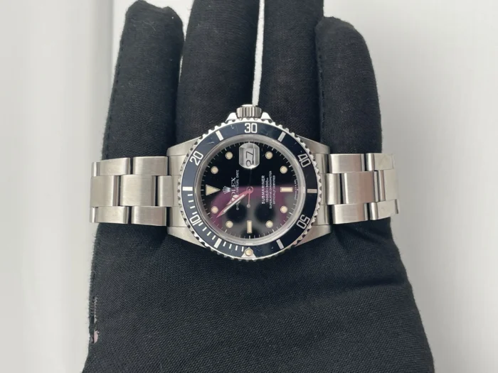 Rolex Submariner Date Black Dial on Oyster Ref. 16610 with Papers - Image 2