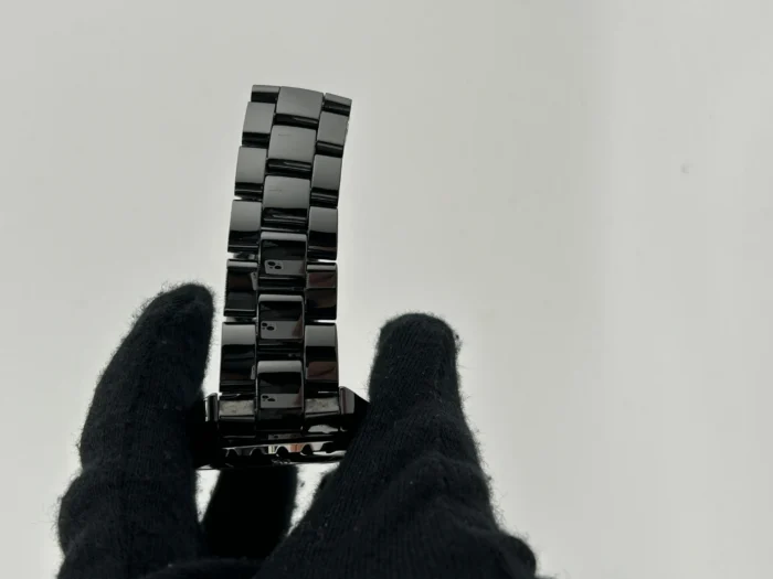 Chanel J12 Black Dial on Stainless Steel Bracelet Ref. H0685 - Image 5