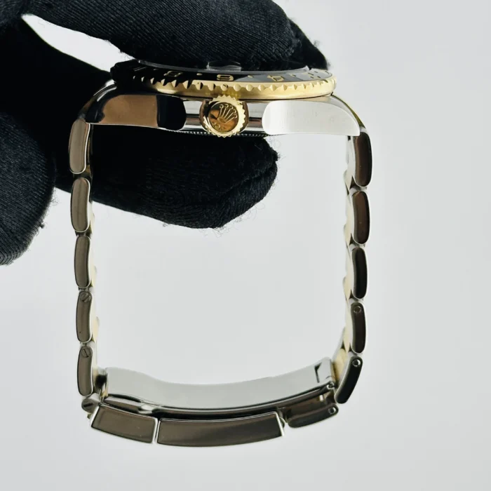 Rolex GMT-Master II Black Dial on Oyster Bracelet Ref. 116713 - Image 4