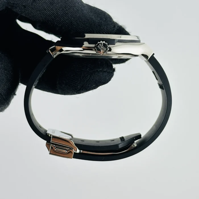 Hublot Classic Fusion Black Dial on Rubber Strap Ref. 565.NX.1470.RX - Image 7