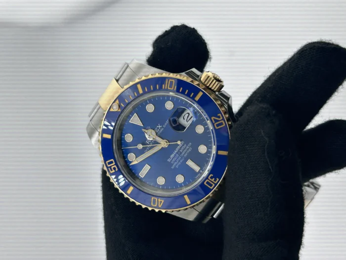 Rolex Submariner Blue Dial on Oyster Ref. 126613LB with Card 2024 - Image 3