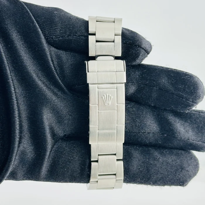 Rolex Sea-Dweller Black Dial on Oyster Bracelet Ref. 16600 - Image 4