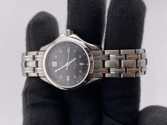 Omega Seamaster Black Dial on Stainless Steel Bracelet Ref. 2571.50 - Image 2