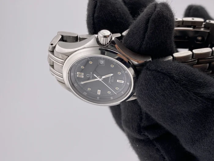 Omega Seamaster Black Dial on Stainless Steel Bracelet Ref. 2571.50 - Image 3