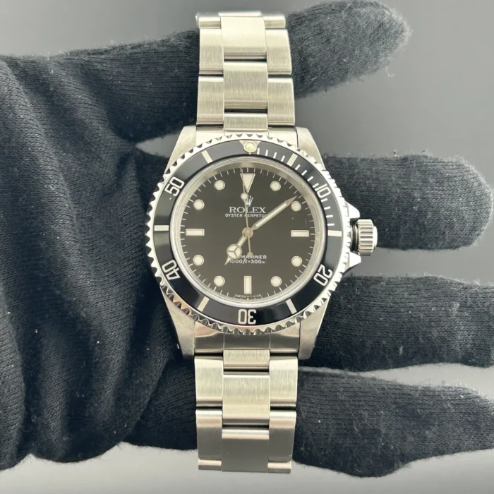 Rolex Submariner No Date Black Dial on Oyster Ref. 14060 with Papers 1994 - Image 1