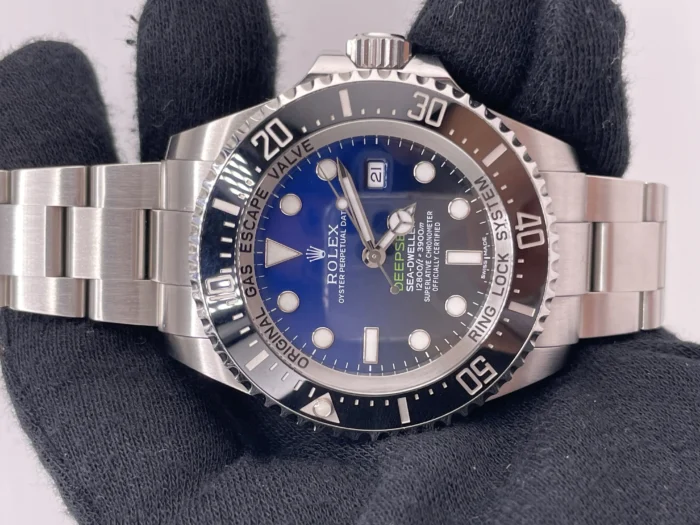 Rolex Sea-Dweller Deepsea James Cameron Dark Blue Dial on Oyster Ref. 116660 with Card (New Style White) 2015 - Image 2