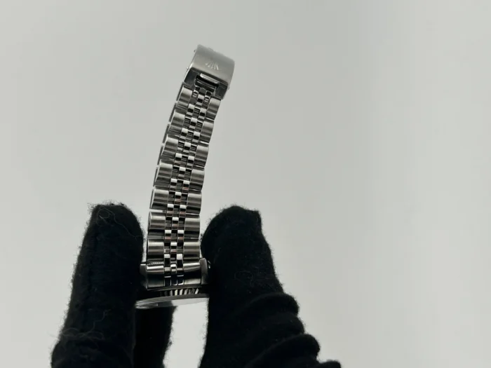 Rolex Datejust Lady Silver Stick Dial on Jubilee D-Link Bracelet Ref. 69174 with Papers 1992 - Image 5