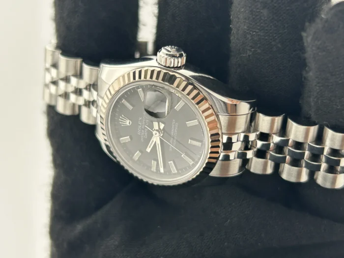 Rolex Datejust Lady Black Stick Dial on Jubilee D-Link Bracelet Ref. 179174 with Card (Old Green) 2010 - Image 3