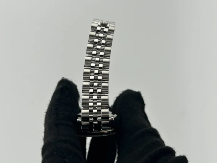 Rolex Datejust Lady Black Stick Dial on Jubilee D-Link Bracelet Ref. 179174 with Card (Old Green) 2010 - Image 5