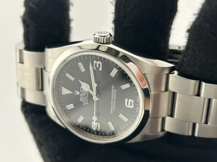 Rolex Explorer I Black Dial on Oyster Steel Bracelet Ref. 114270 with Card (Old Green) 2008 - Image 3