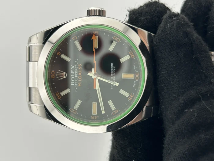 Rolex Milgauss Black Dial on Oyster Steel Bracelet Ref. 116400GV with Card (Old Green) 2012 - Image 3