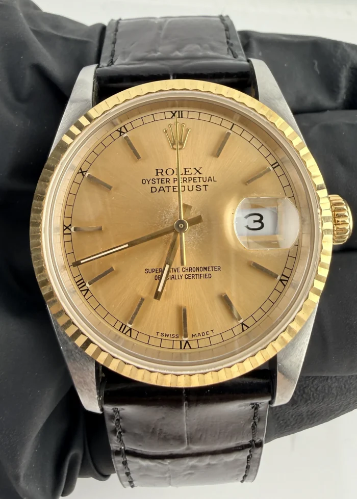 Rolex Datejust 36 Gold Stick Dial on Generic Leather Strap Ref. 16233 - Image 2