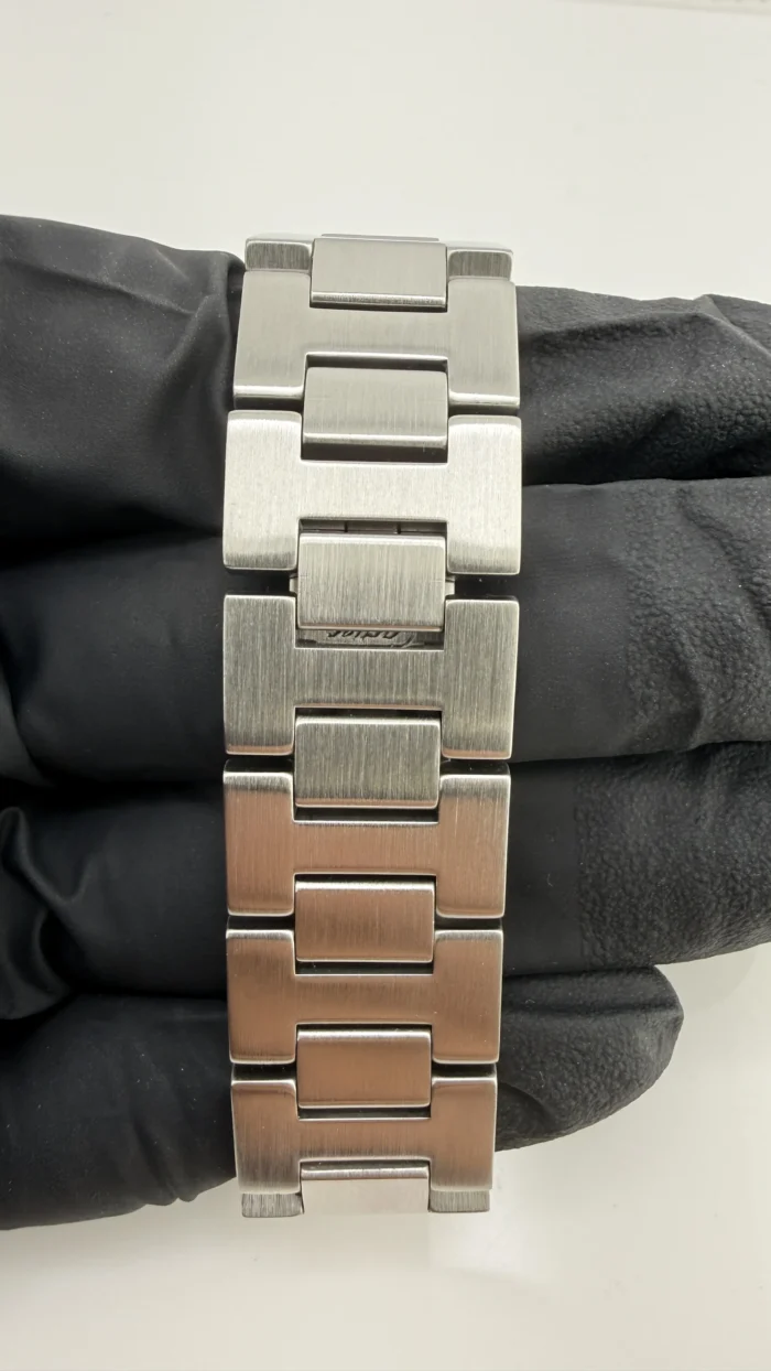 Cartier Pasha C Salmon Arabic Dial on Stainless Steel Bracelet Ref. 2324 / W31015M7 - Image 6