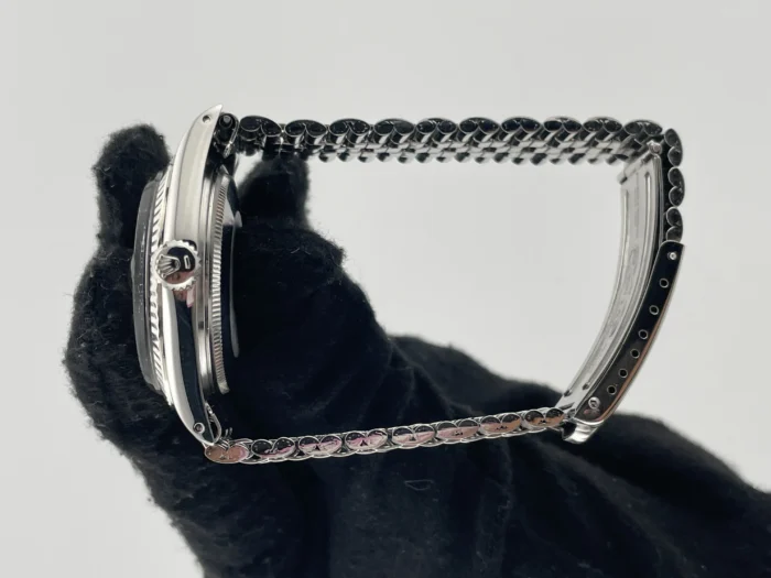 Rolex Datejust Silver Stick Dial on Jubilee D-Link Bracelet Ref. 1601 - Image 6