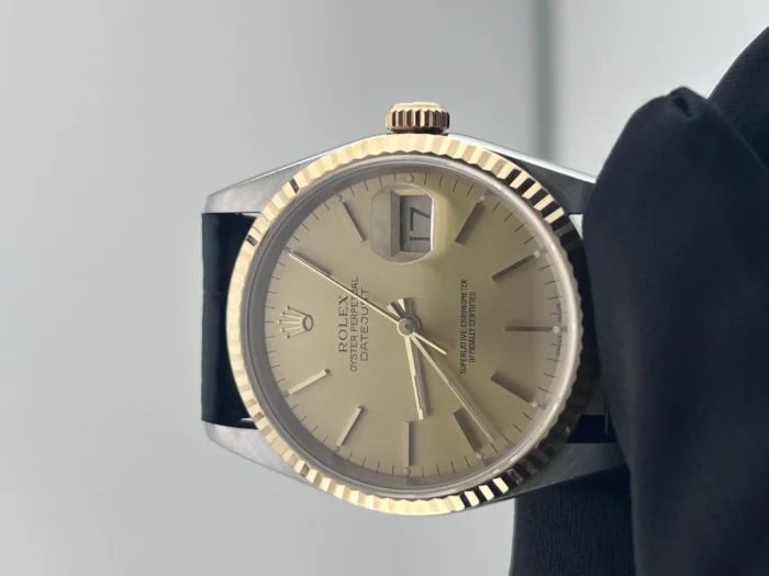 Rolex Datejust 36 Champagne Stick Dial on Jubilee Ref. 16233 with Card - Image 2