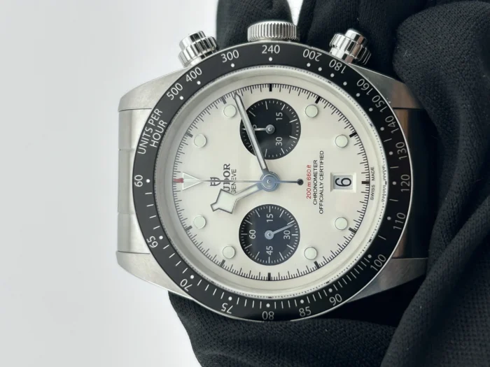 Tudor Black Bay Chrono Opaline Dial on Stainless Steel Bracelet Ref. M79360N-0002 with Papers 2023 - Image 3